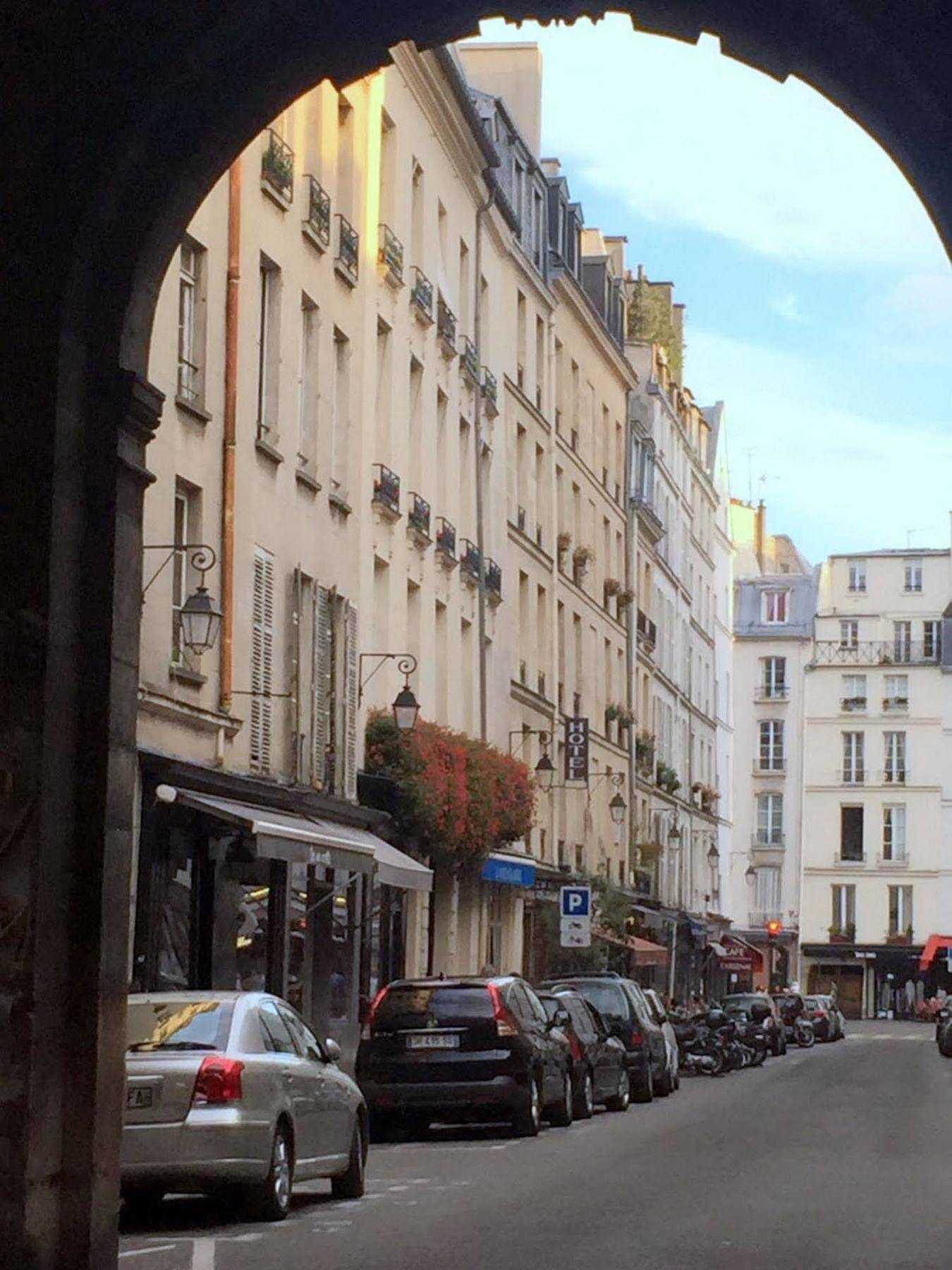 Boutique Hotel De La Place Des Vosges Paris Exterior photo
