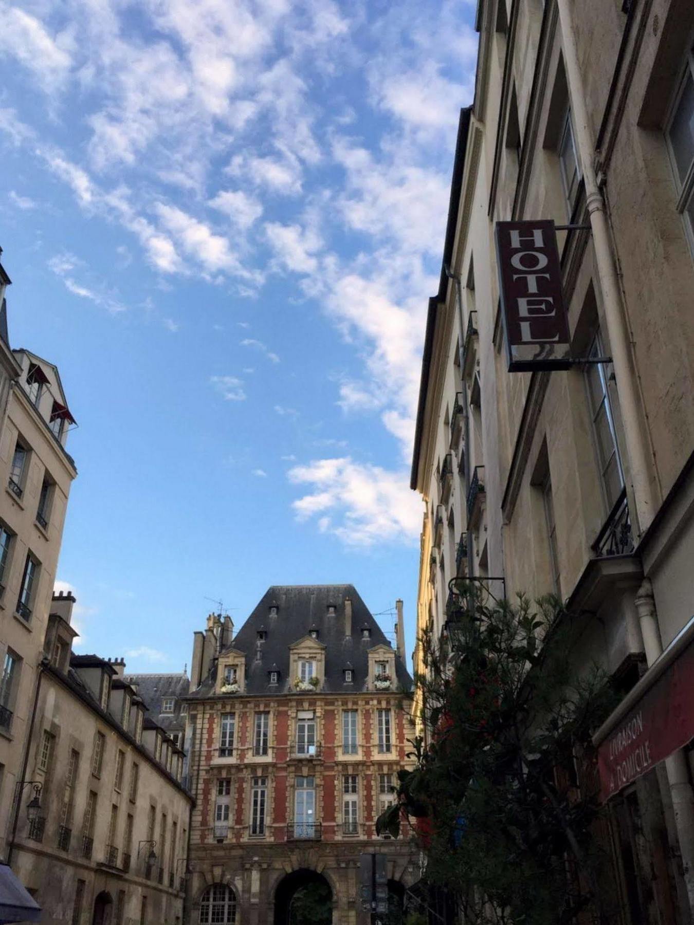 Boutique Hotel De La Place Des Vosges Paris Exterior photo